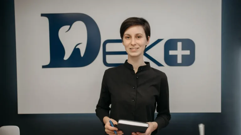 dental clinic reception desk